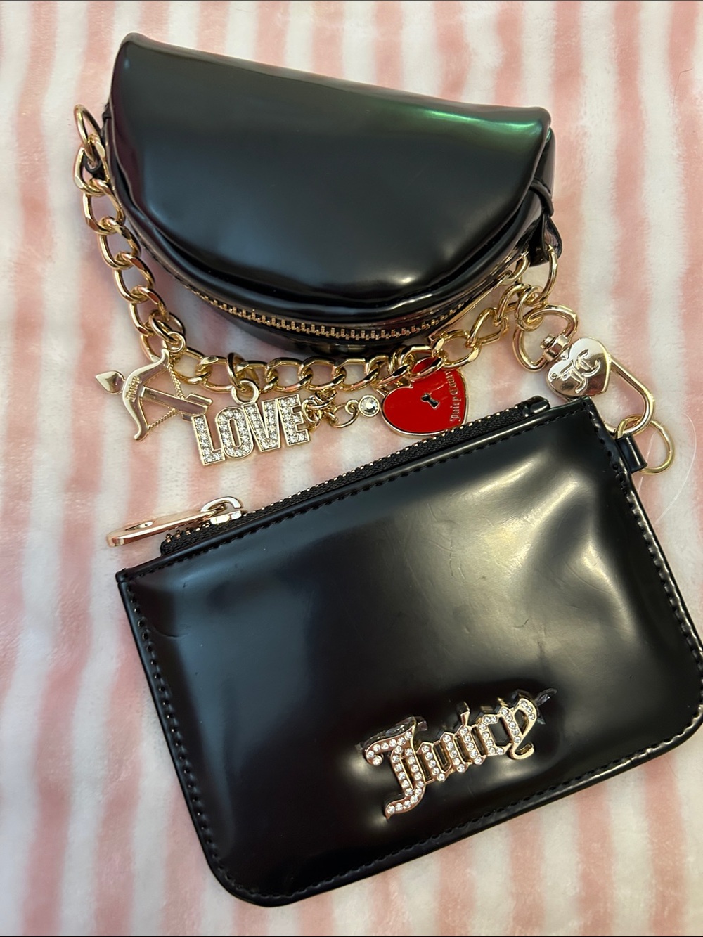 Juicy couture card and change purse.